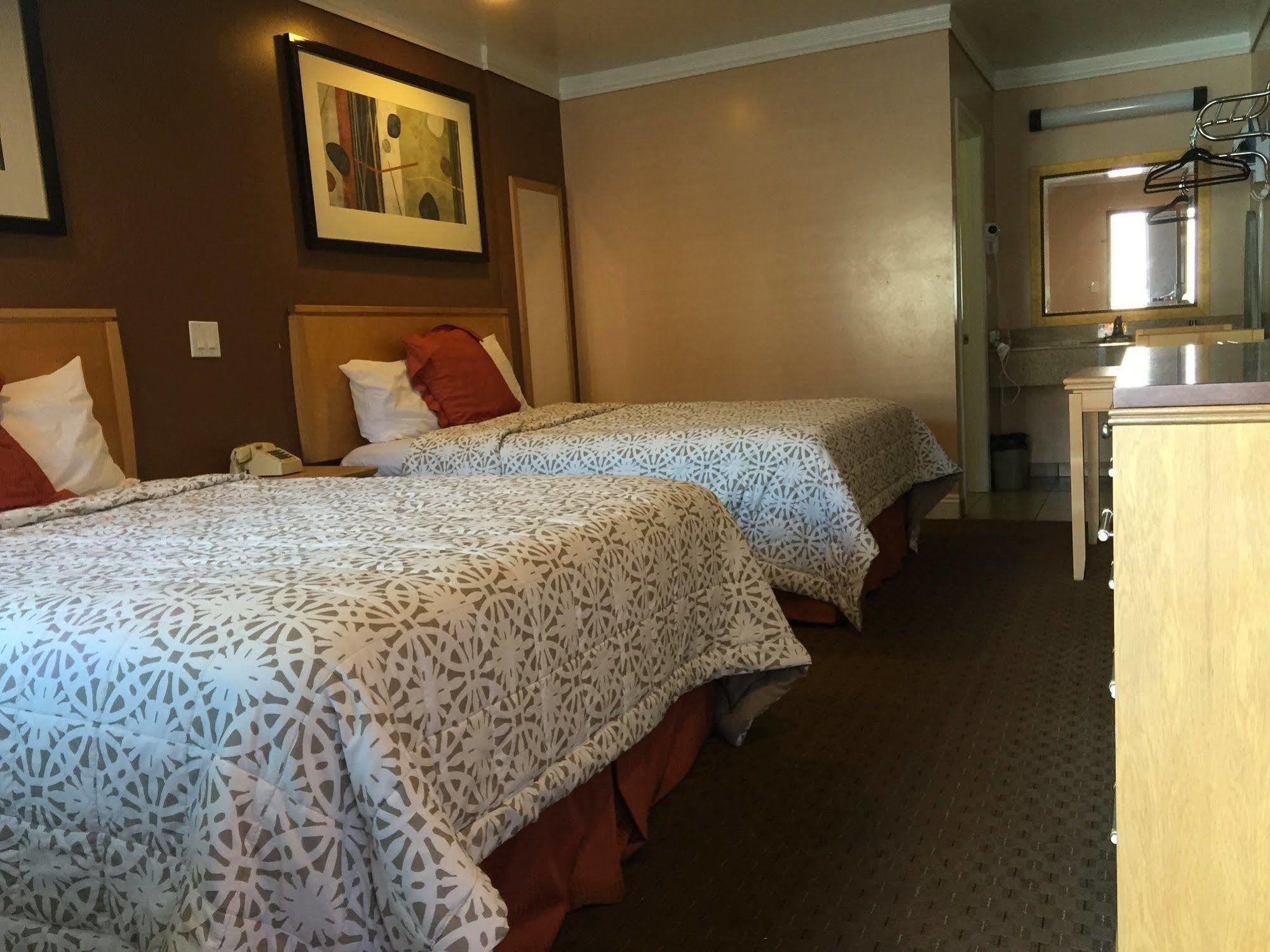La Casa Inn Pasadena Zewnętrze zdjęcie